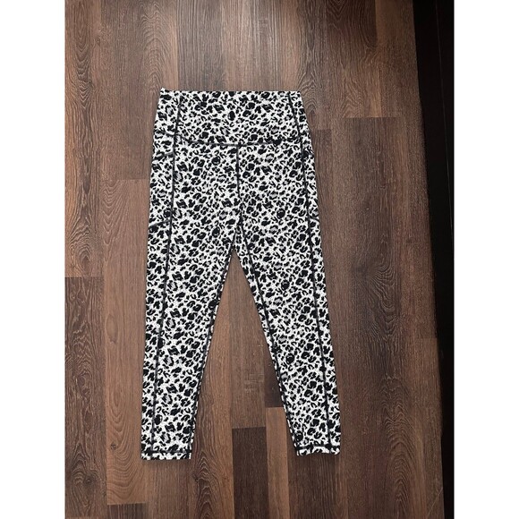 Zyia Active Brilliant Hi Rise 7/8 Leggings Snow Leopard Size 12 - Picture 3 of 7